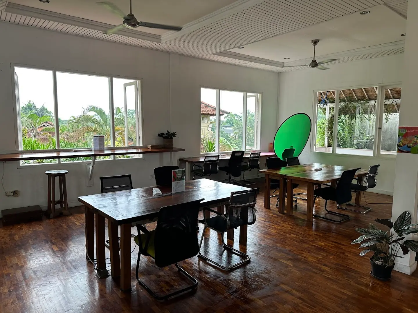 Outpost Ubud Coworking photo
