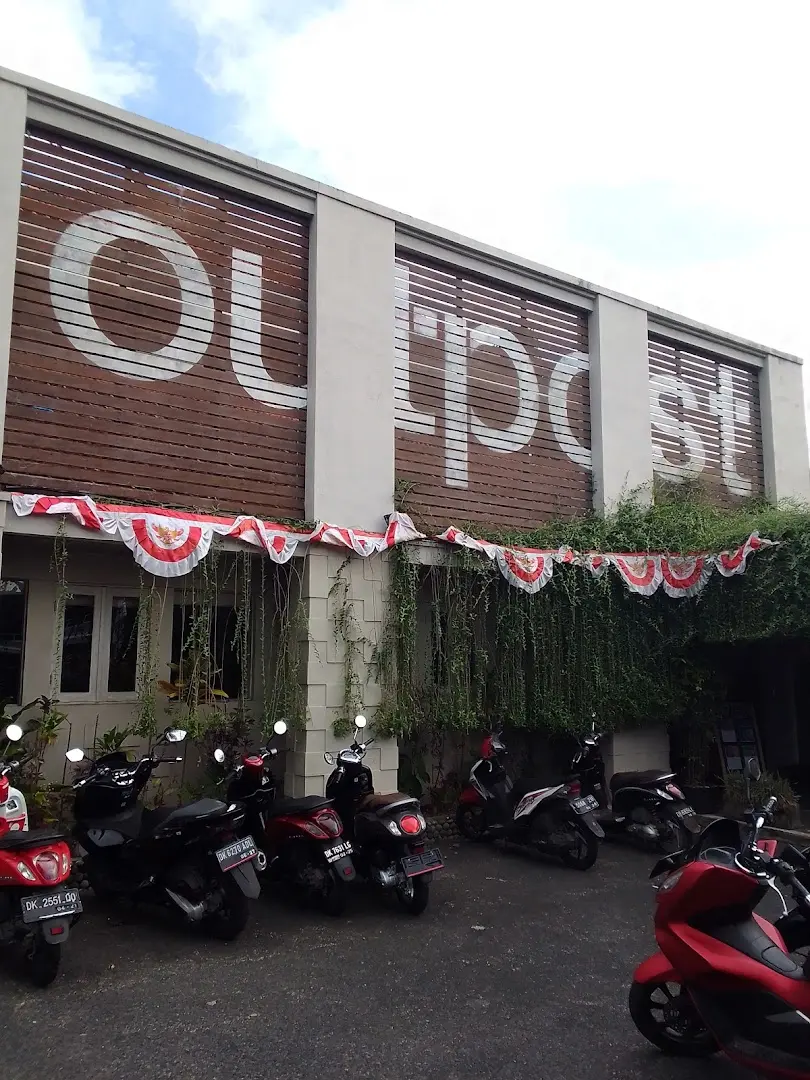 Outpost Ubud Coworking photo