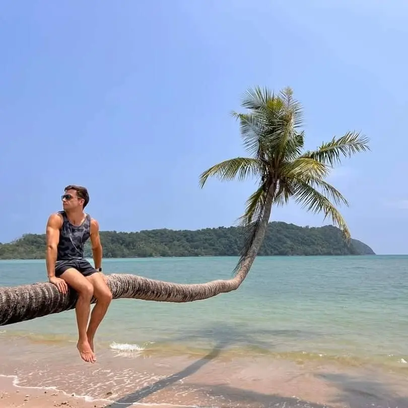 Our Coworker Matthew explored  Koh Mak and created some wonderful memorabilia. 

#kohmakcampus  #kohmakcampuslife #kohma